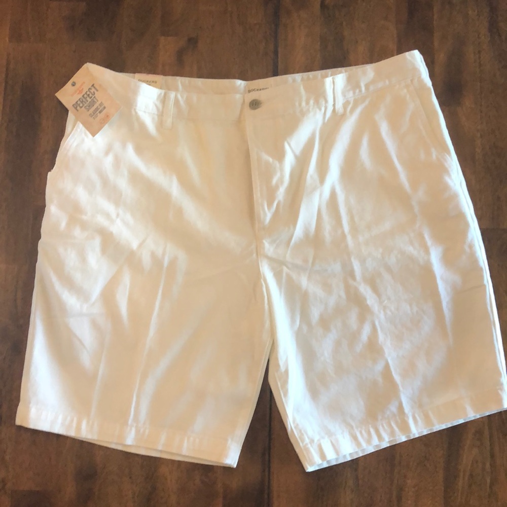 Men’s Dockers white jean shorts